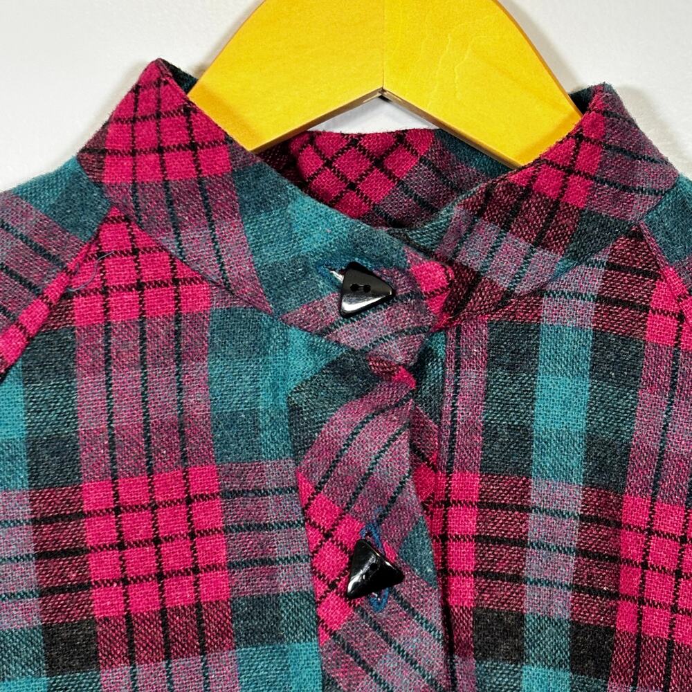 VTG Plaid Banded Collar Shirt Toggle Button Pullover Flannel | True Winter